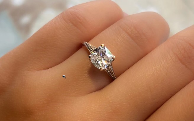 Selling Diamonds in Thailand? Discover Why Bkk Diamond Offers the Best Rates